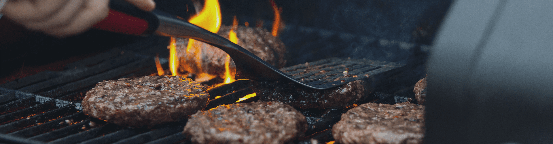 Hakkebøffer på grillen