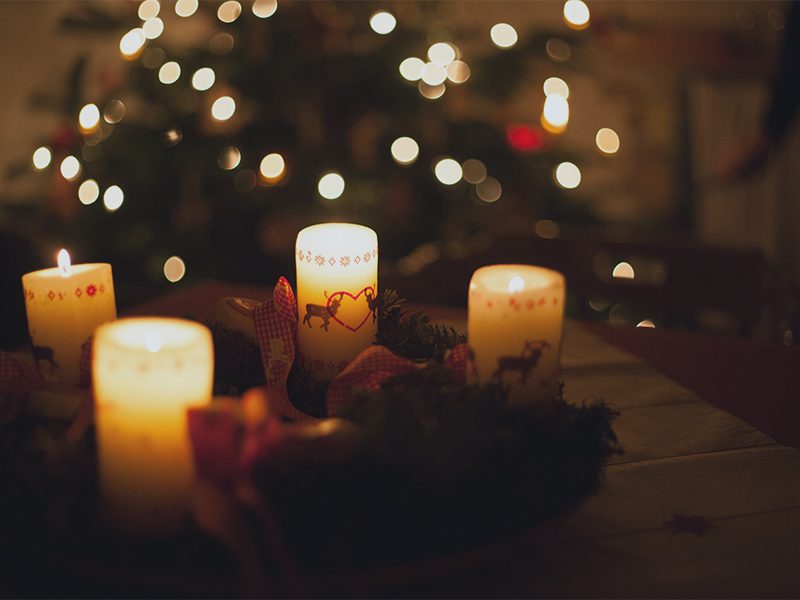 Adventskrans med lys